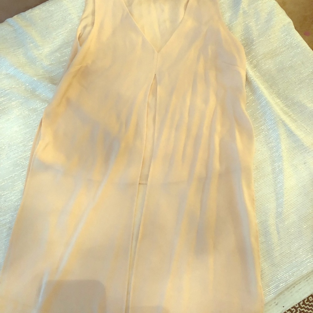 BCBG flowy long too